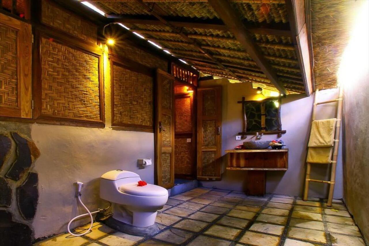 Flower Bud Bungalow Pecatu Exterior foto