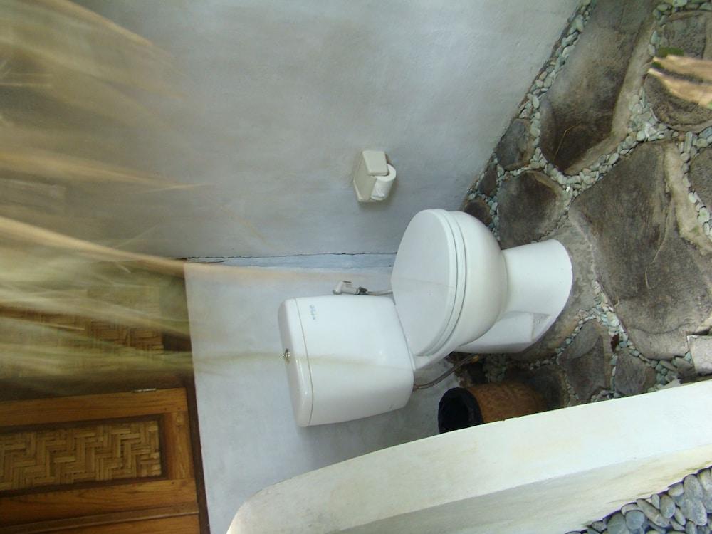 Flower Bud Bungalow Pecatu Exterior foto