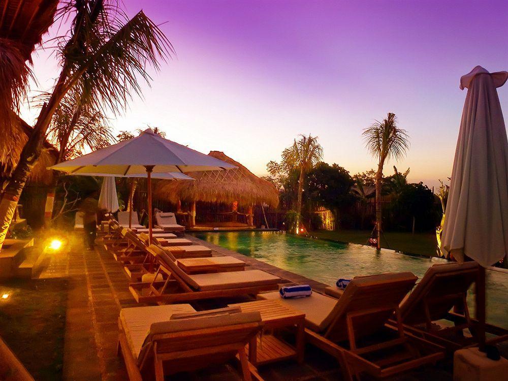 Flower Bud Bungalow Pecatu Exterior foto