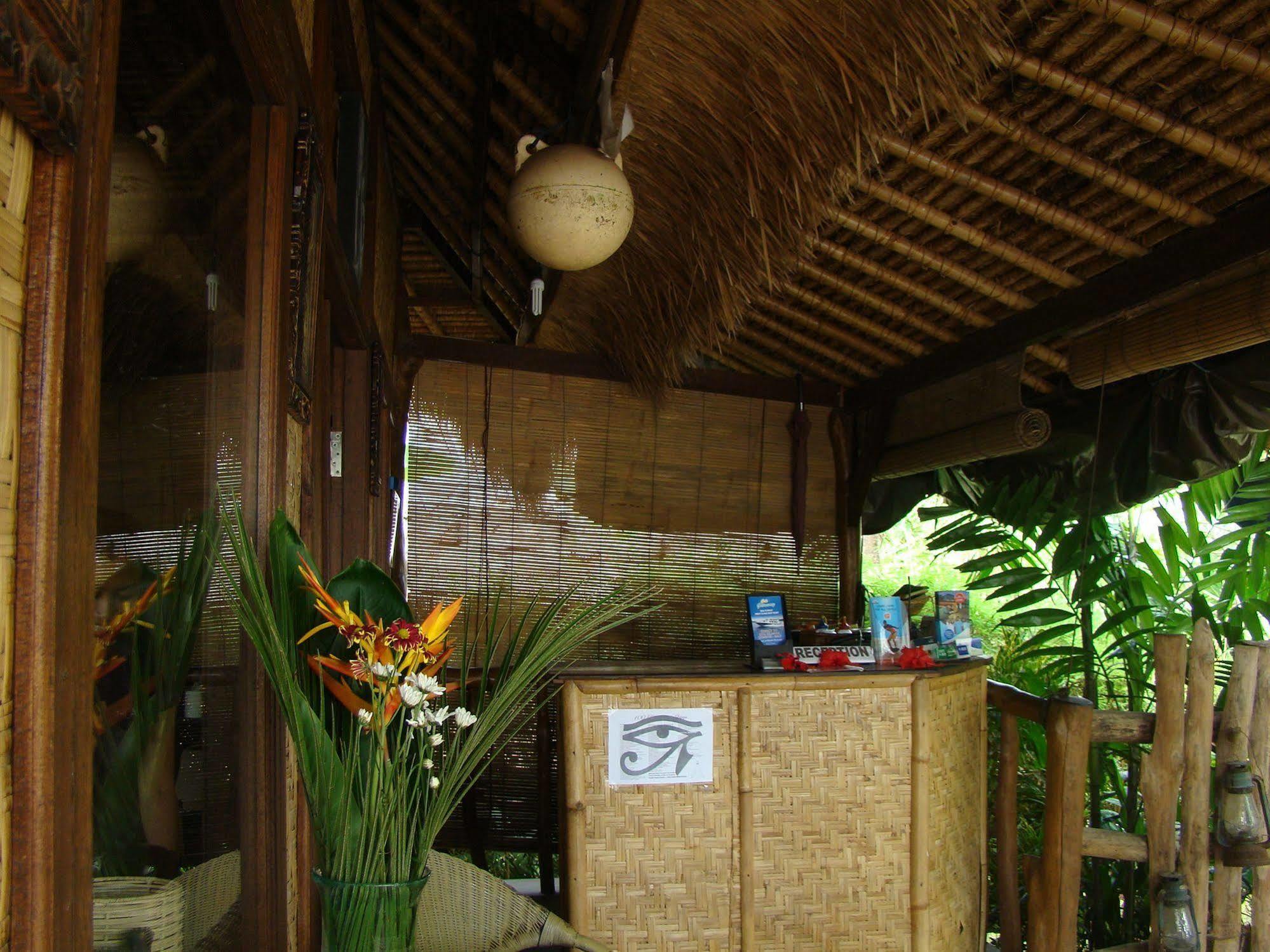 Flower Bud Bungalow Pecatu Exterior foto